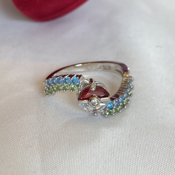 Pokémon Pokeball Trainer Ring - Picture 4 of 11